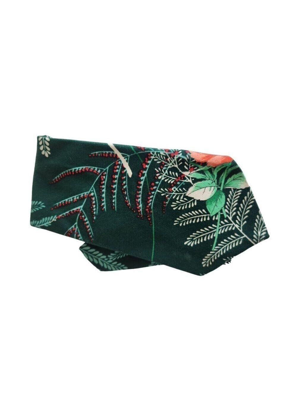 Vintage Trevira 100% Polyester Hawaiian Floral Green Tie